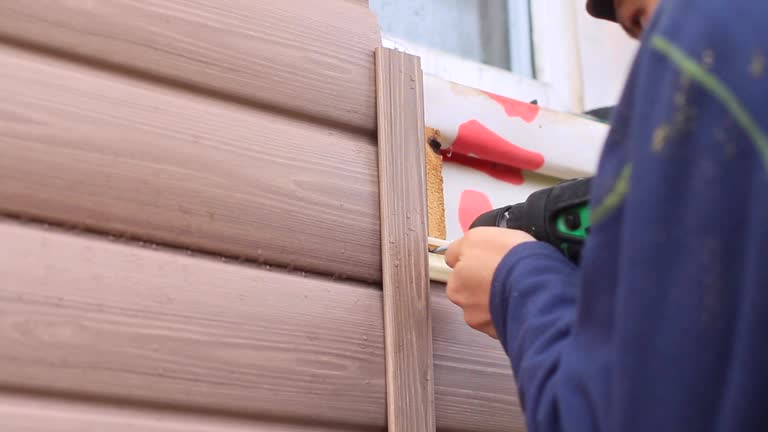 Best Aluminum Siding Installation  in Presque Isle, ME